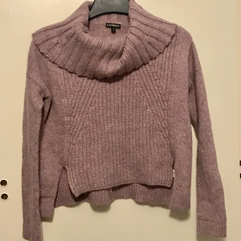 Super cozy Express sweater